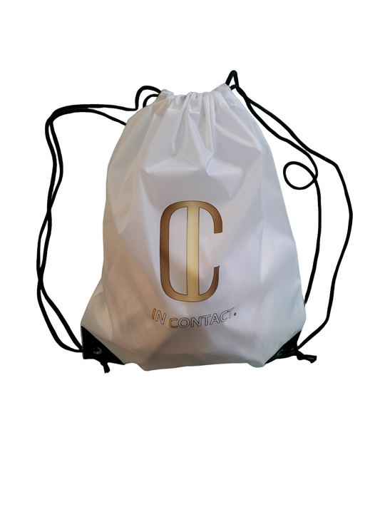 Saco personalizado da IC - In Contact, em cor branca. Leve e pratico. Poliéster.